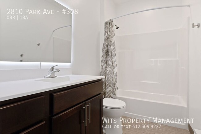 Building Photo - 2810 Park Ave