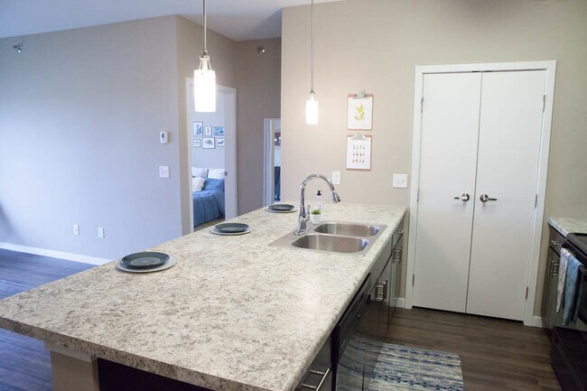 Foto del edificio - Northtown Crossing - Pet Friendly, Student...