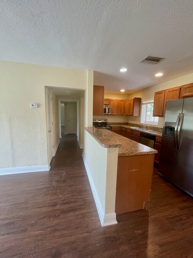 HALLWAY TO 3 BEDROOMS - 4011 W Wyoming Ave