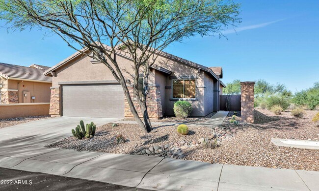 Building Photo - 40332 N Bell Meadow Trail