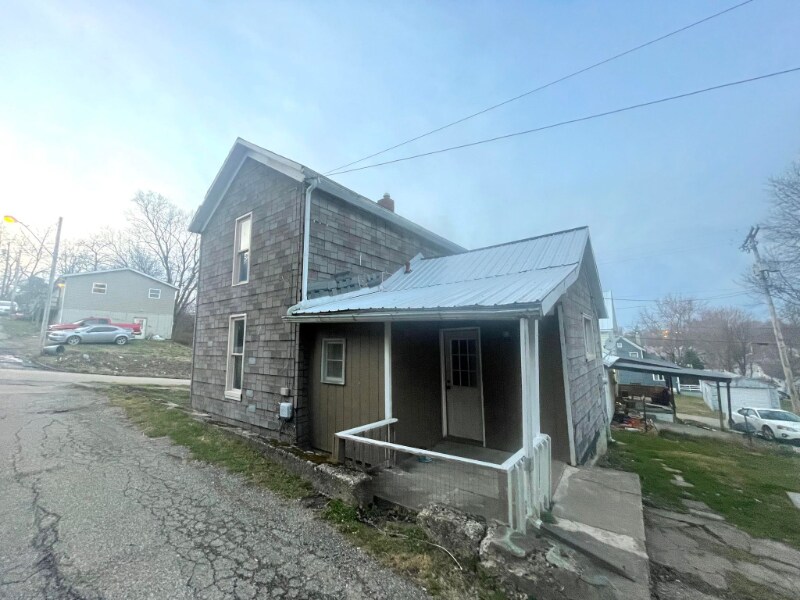 Primary Photo - 727 S 8th St