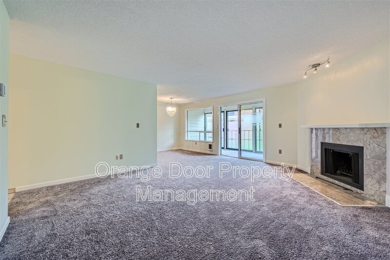 Foto principal - 7307 N Skyview PlaceAPT G202