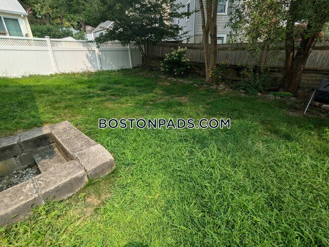 Building Photo - 15 Governor Rd