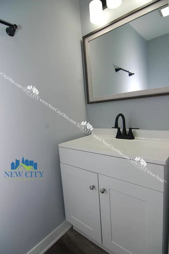 Primary Photo - Remodeled 3 Bed, 2.5 Bath Home in Franklinton!