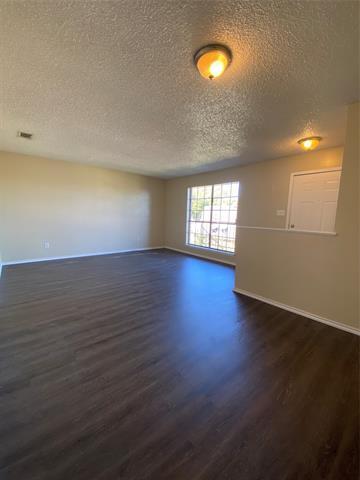 Building Photo - 213 Vista Way