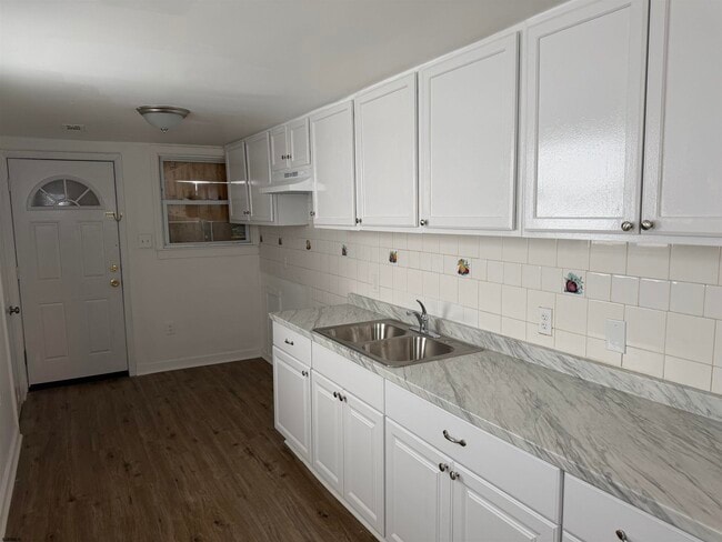 Building Photo - 130 N Tennessee Ave