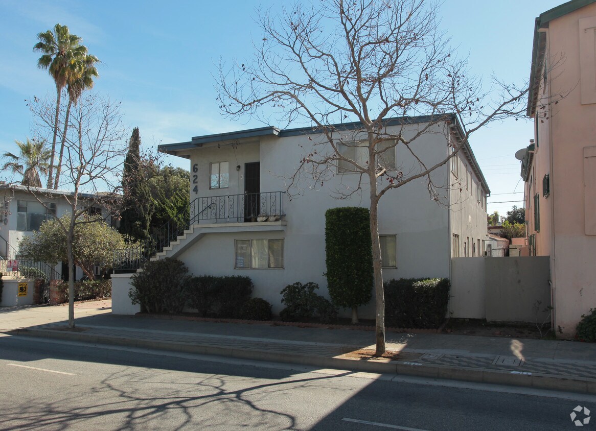 Building Photo - 624 Pico Blvd