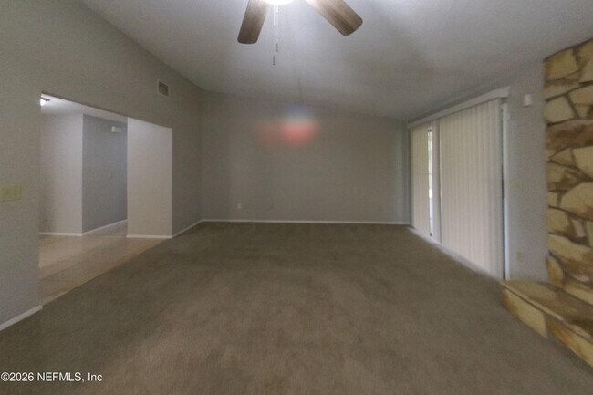 Foto del edificio - 8338 Knotts Landing Dr E