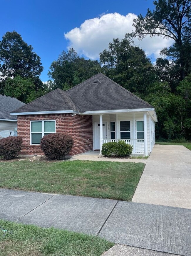 Building Photo - 9082 Cedar Ct