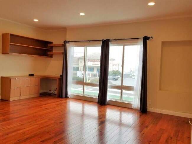 Building Photo - 3 bedroom in daly city CA 94014