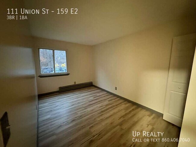 Building Photo - 111 Union St