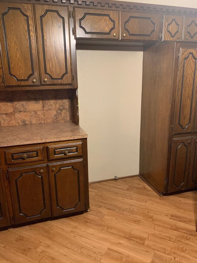 Building Photo - GREAT HOME IN A QUIET AREA!!!
