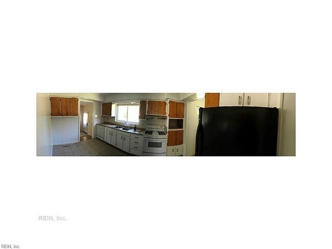 Building Photo - 653 Aragona Blvd