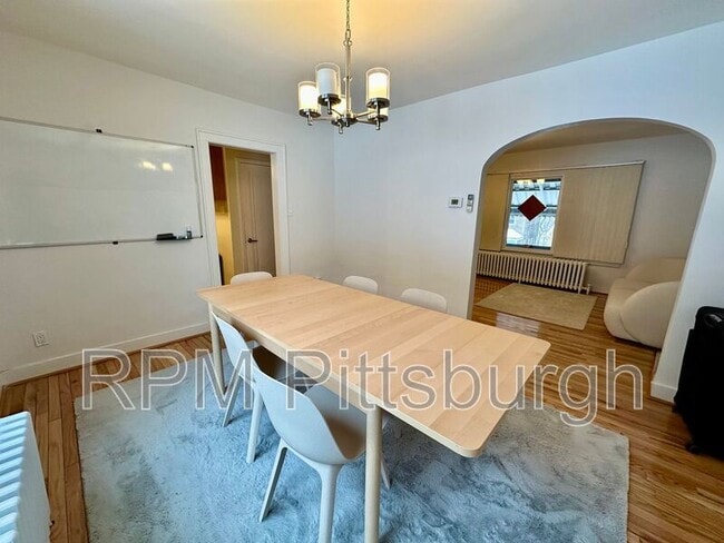 Building Photo - 6526 Rosemoor St