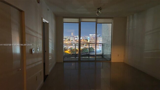 Foto del edificio - 90 SW 3rd St