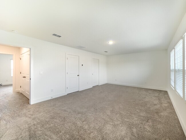 Foto del edificio - 126 Kingswood Cir