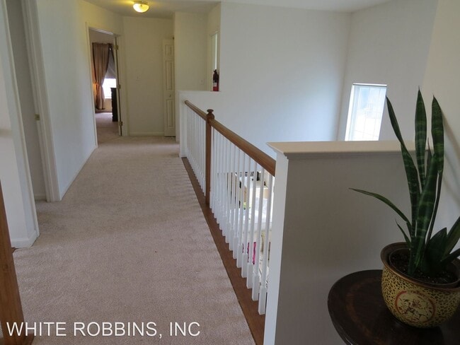 Building Photo - 4 br, 2.5 bath House - 53 Sherin Drive