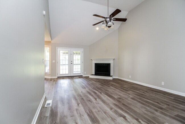 Foto del edificio - 3705 Nate Cove