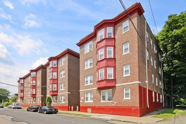 Willow Creek Court - 5201-5203 Wayne Ave