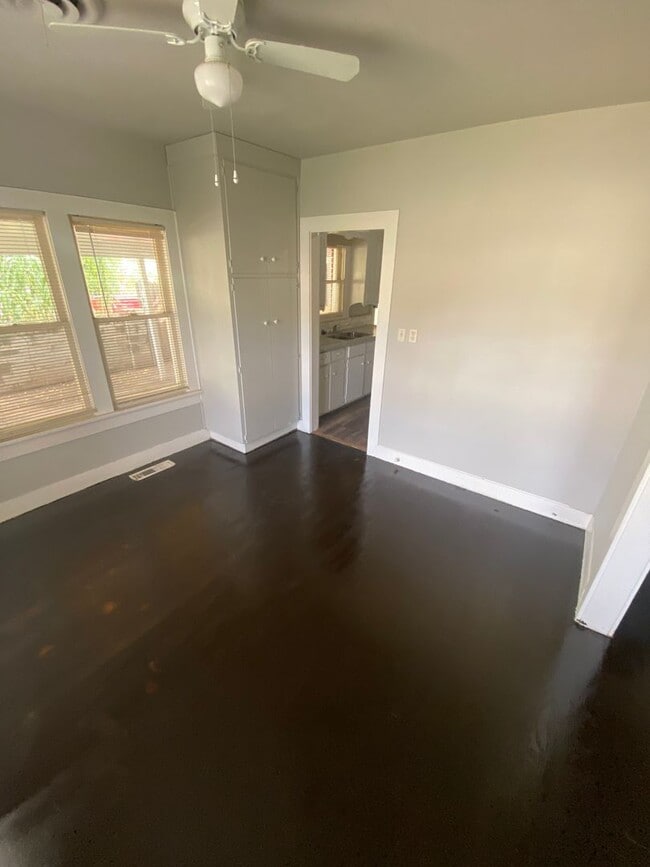 Building Photo - 1911 25th Street Lubbock, TX 79401