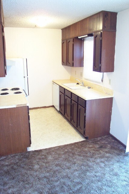 Building Photo - 243 N. Acadia units 1-4