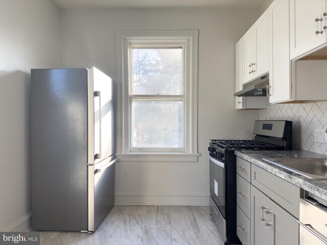 Foto del edificio - 220 E Glenside Ave