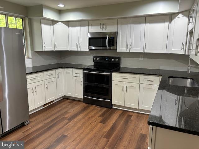 Building Photo - 7927 Tyson Oaks Cir