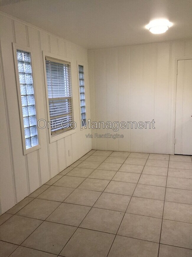 Foto del edificio - 7100 Haskell Ave