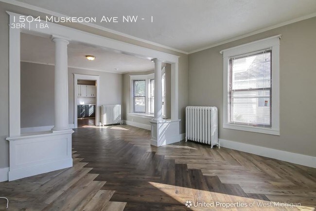 Foto del edificio - 1504 Muskegon Ave NW