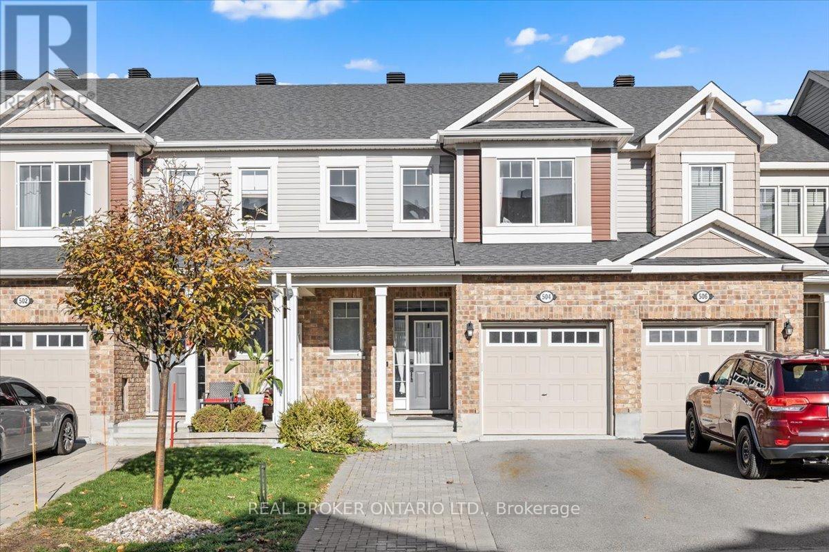 Primary Photo - 504 Broadleaf St