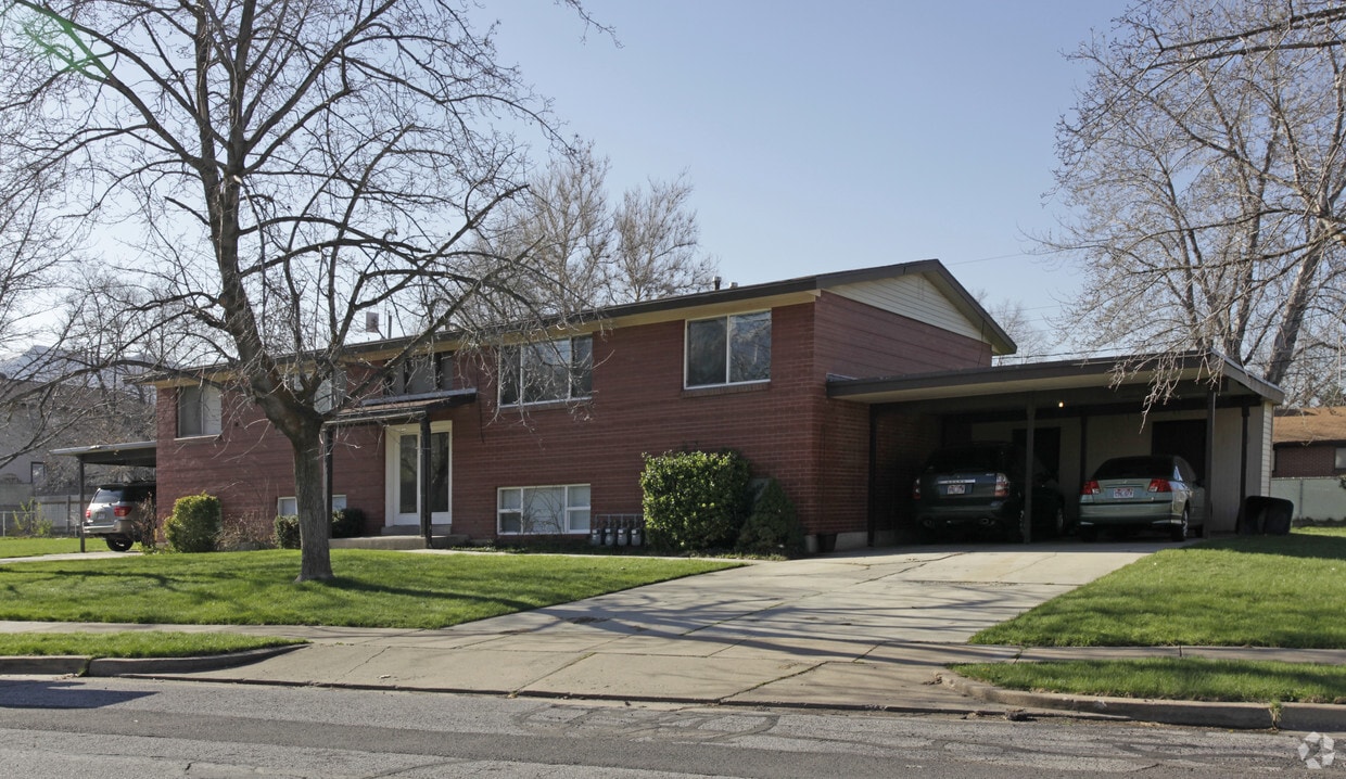 Building Photo - 229-235 W 650 S