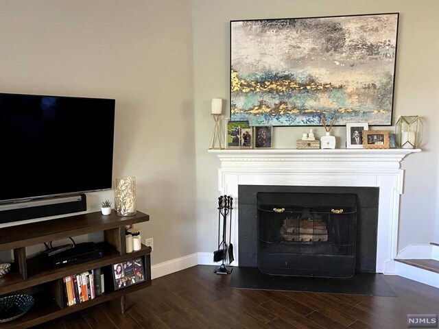Building Photo - 100 Sandpiper
