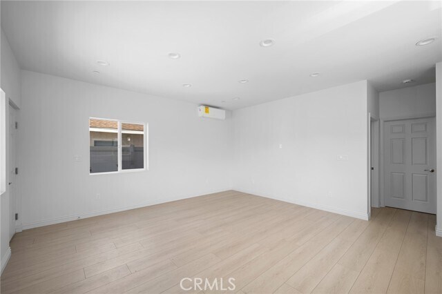 Foto del edificio - 11744 De Garmo Ave