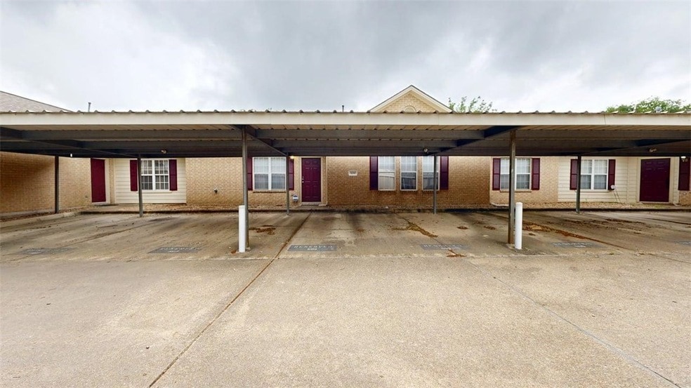 Foto principal - 609 Townplace Dr