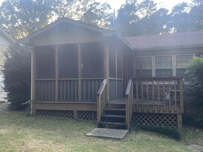 Foto del edificio - 964 Ridgewood Cir