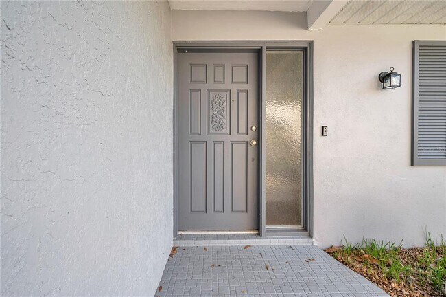 Foto del edificio - 1995 Meadow Dr