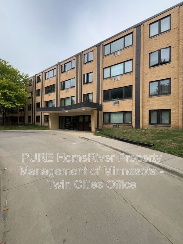 Foto del edificio - 2500 Blaisdell Ave