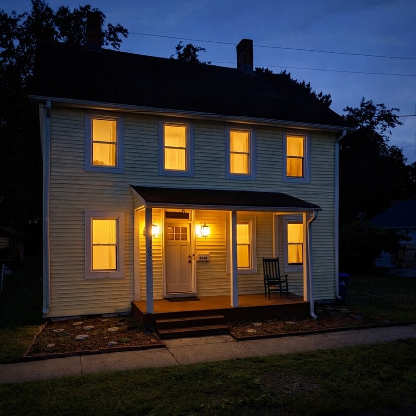 Foto del edificio - 3307 Monroe St