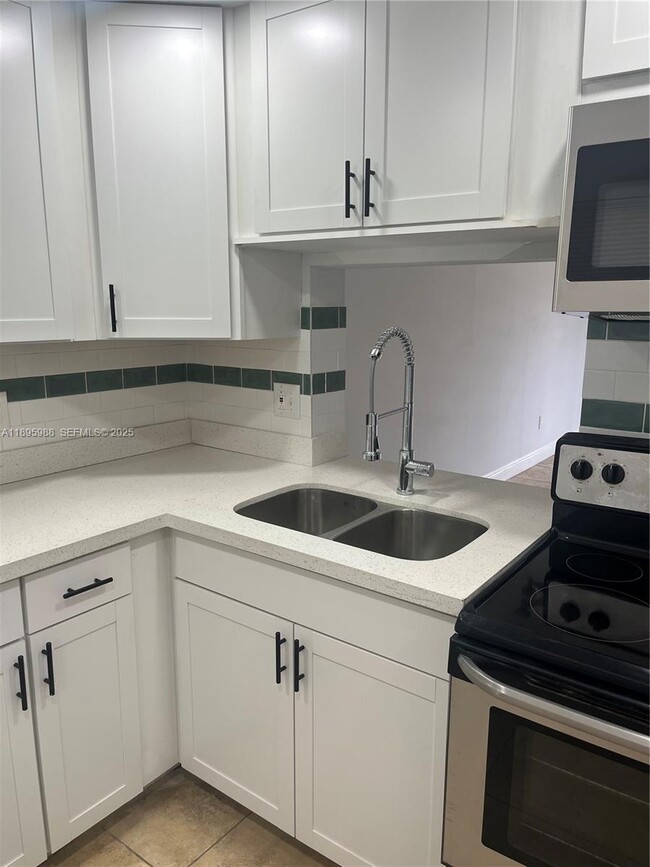 Building Photo - 2800 NW 56th Ave