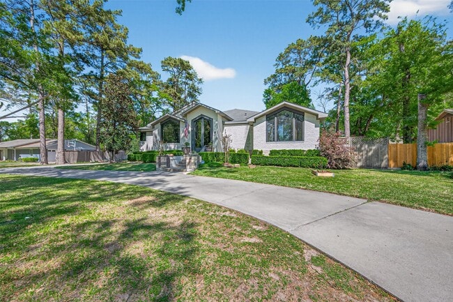 Building Photo - 16914 Creeksouth Rd