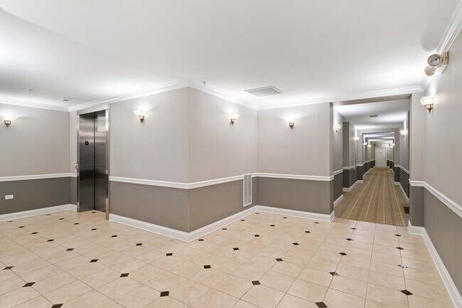 Foto del edificio - 77 N Quentin Rd