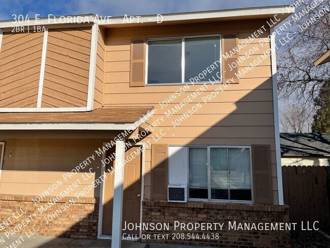 Building Photo - 2 bedroom townhome style property near Nam...