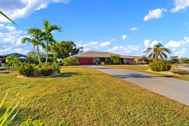 Building Photo - 1808 N Pebble Beach Blvd