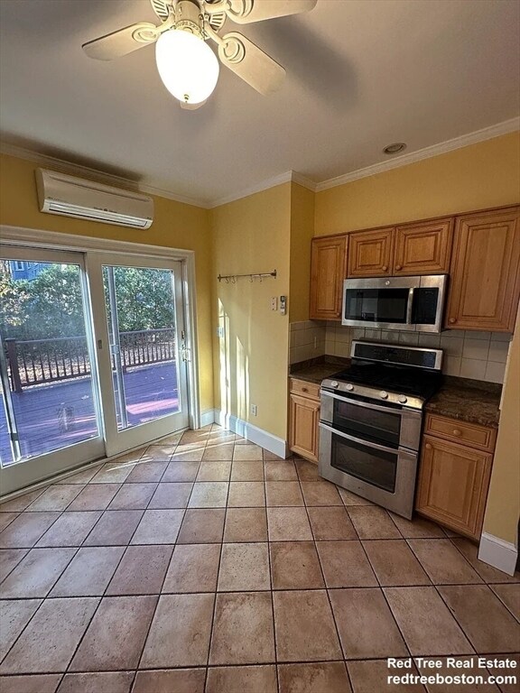 Building Photo - 28 Montfern Ave