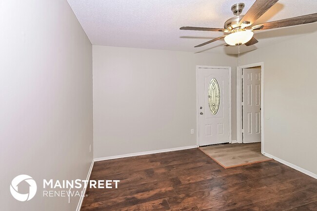 Building Photo - 10256 Palmer Dr