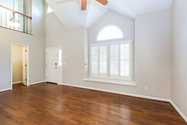 Foto del edificio - 4801 Bay Pines Ct