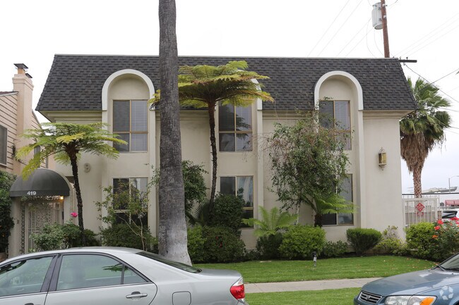 Foto del edificio - 419 S Palm Dr