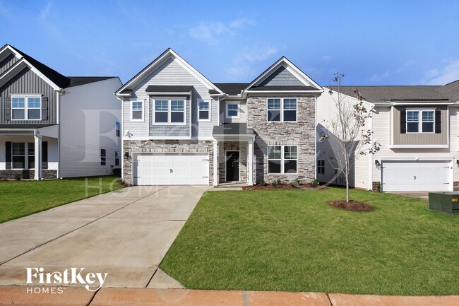 Building Photo - 565 Hillpark Ln