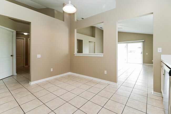 Foto del edificio - 10461 Hallmark Blvd