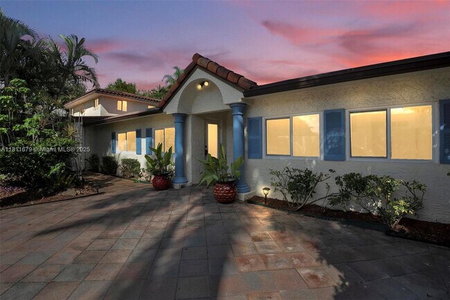 Foto del edificio - 812 Chukker Rd